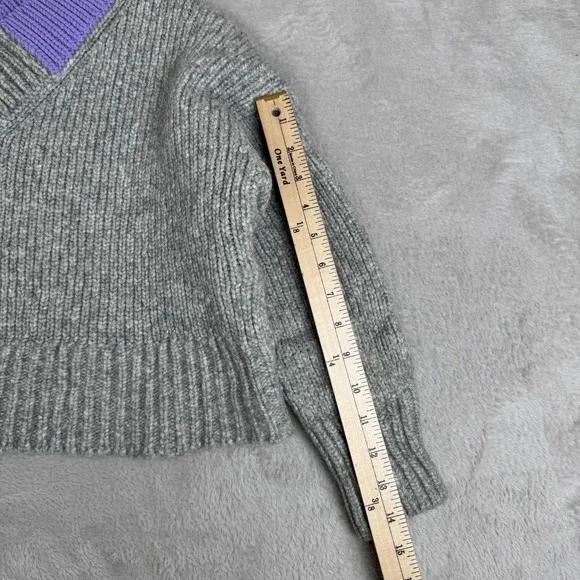 Helmut‎ Lang Sweater Womens M Gray Preowned Knit Cropped Pullover Trendy Modern